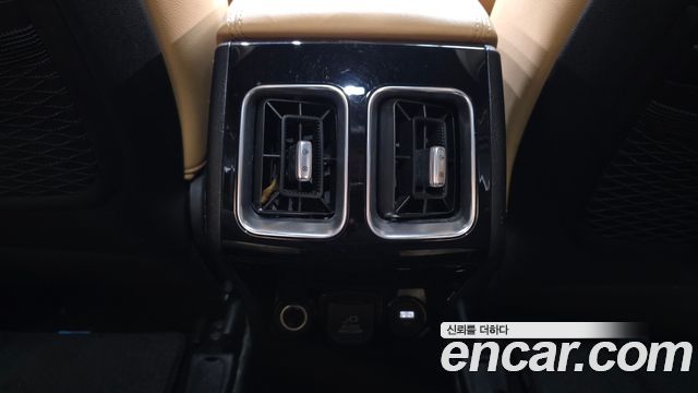 Kia Sorento 2022 — photo 32