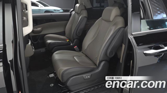 Kia Canival 2024 — photo 18
