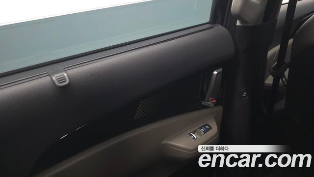 Kia Canival 2024 — photo 25