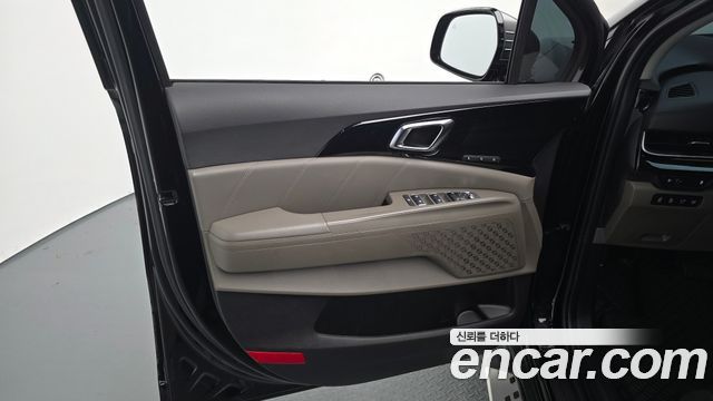 Kia Canival 2024 — photo 14
