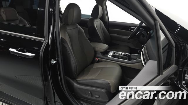 Kia Canival 2024 — photo 16