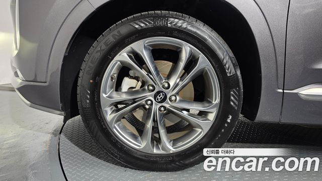 Hyundai Santafe 2019 — photo 5