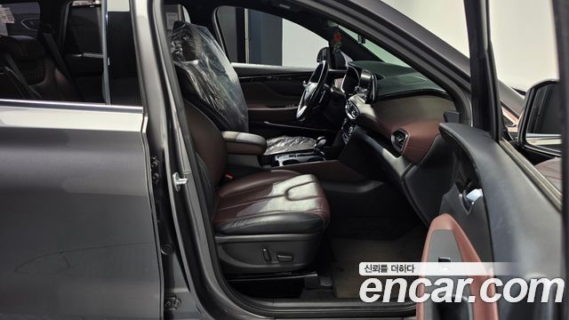 Hyundai Santafe 2019 — photo 11