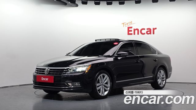 Volkswagen Passat 2018 — photo 1
