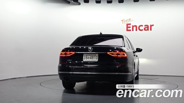 Volkswagen Passat 2018 — photo 4