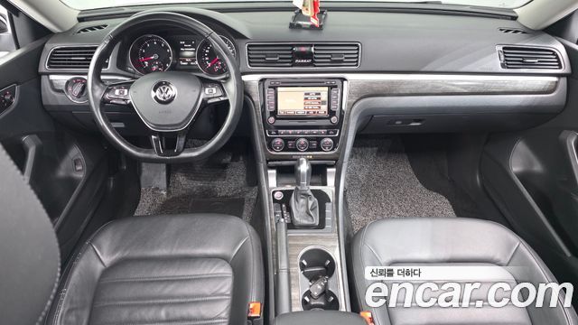 Volkswagen Passat 2018 — photo 7