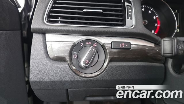 Volkswagen Passat 2018 — photo 15