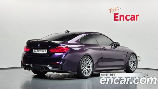 BMW M4 2018 — photo 2