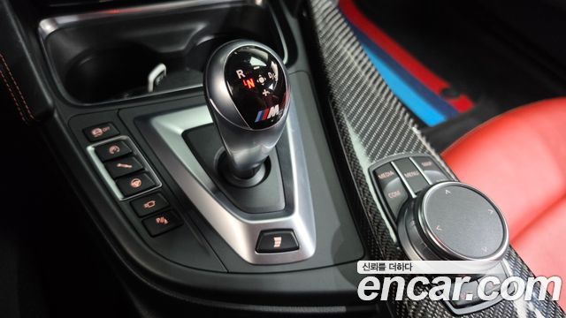 BMW M4 2018 — photo 12