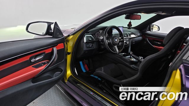 BMW M4 2018 — photo 13