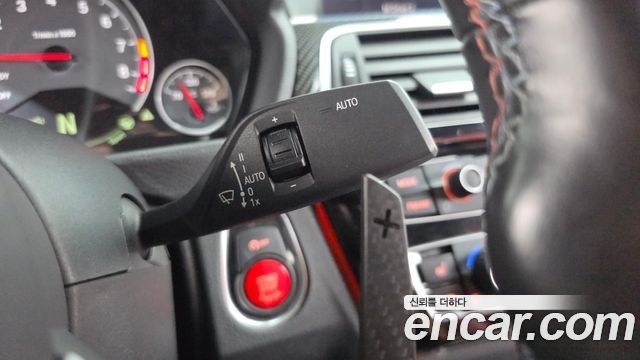 BMW M4 2018 — photo 26