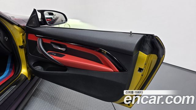 BMW M4 2018 — photo 15