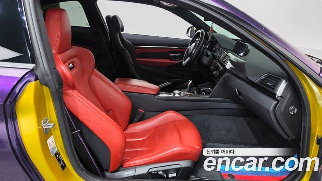 BMW M4 2018 — photo 16