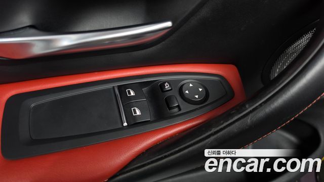 BMW M4 2018 — photo 27