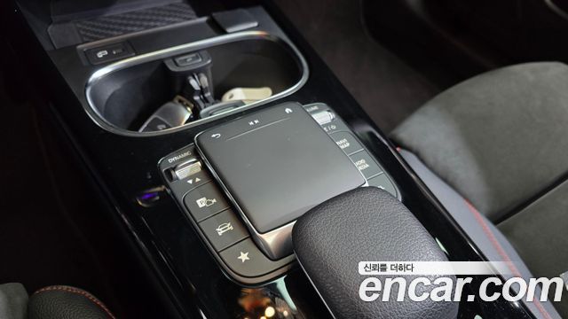 Mercedes-Benz CLA-Class 2020 — photo 18