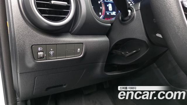 Hyundai Kona 2019 — photo 29