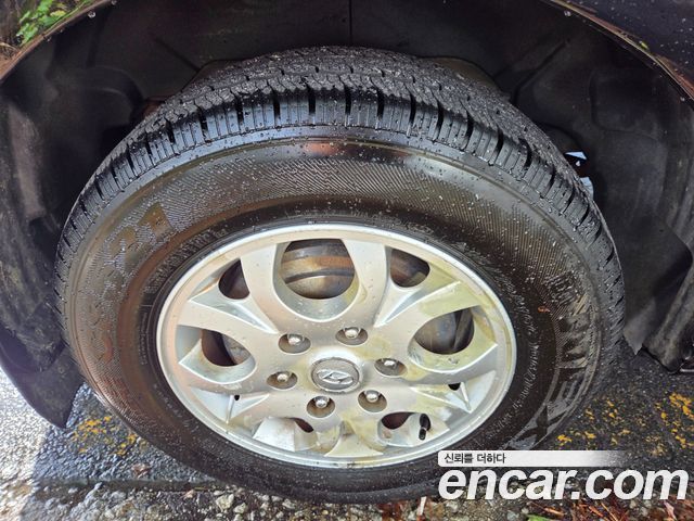 Hyundai Starex 2012 — photo 17