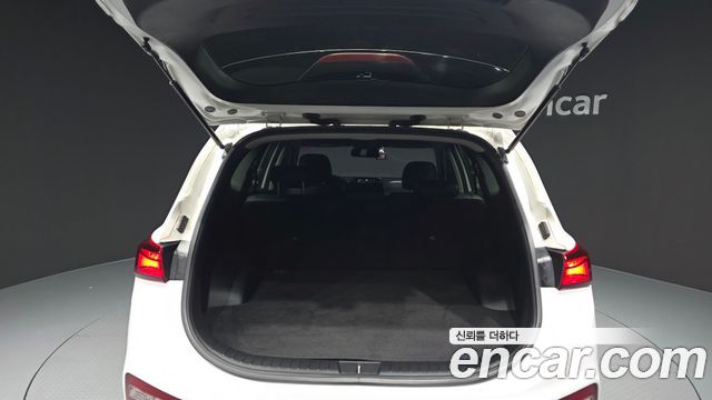 Hyundai Santafe 2020 — photo 32