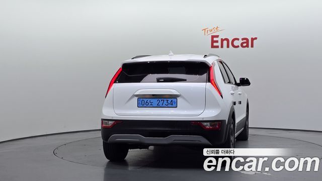Kia Niro 2023 — photo 4