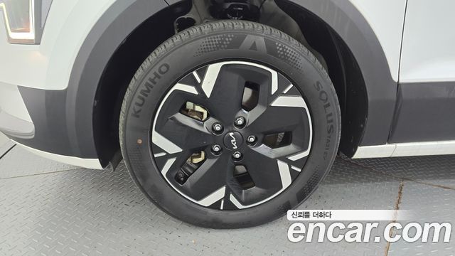 Kia Niro 2023 — photo 5