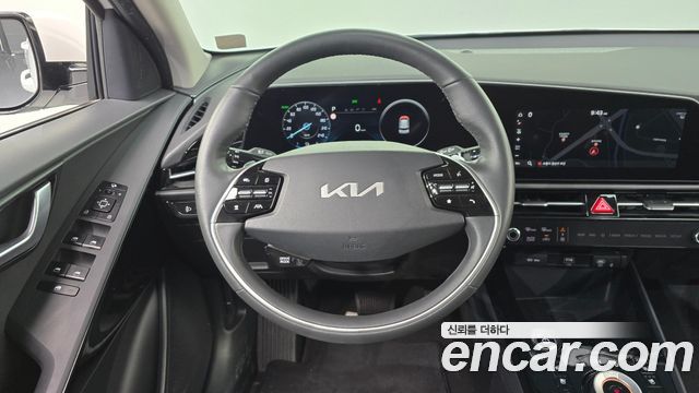 Kia Niro 2023 — photo 19