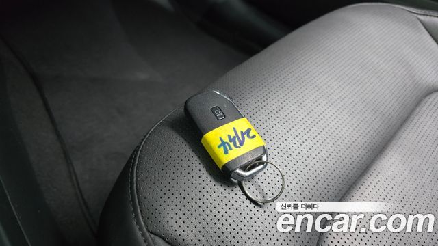 Kia Niro 2023 — photo 21