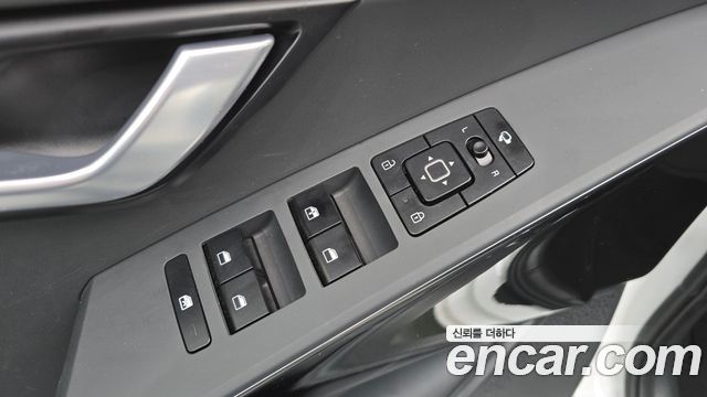 Kia Niro 2023 — photo 26