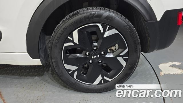Kia Niro 2023 — photo 7