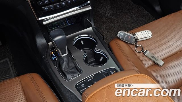 Jeep Cherokee 2020 — photo 9