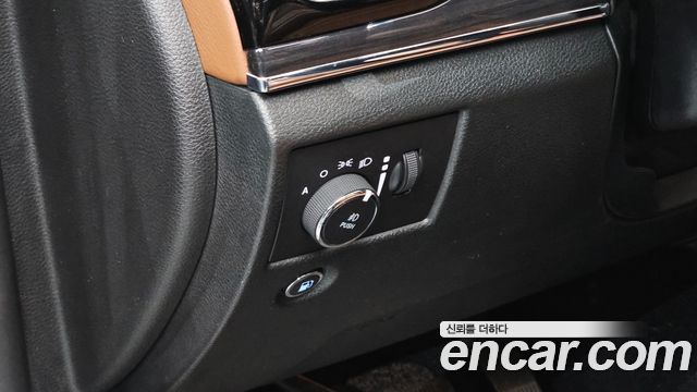 Jeep Cherokee 2020 — photo 14