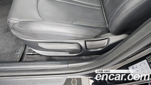 Kia K5 2024 — photo 31