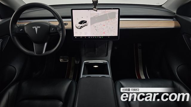 Tesla Model Y 2021 — photo 10