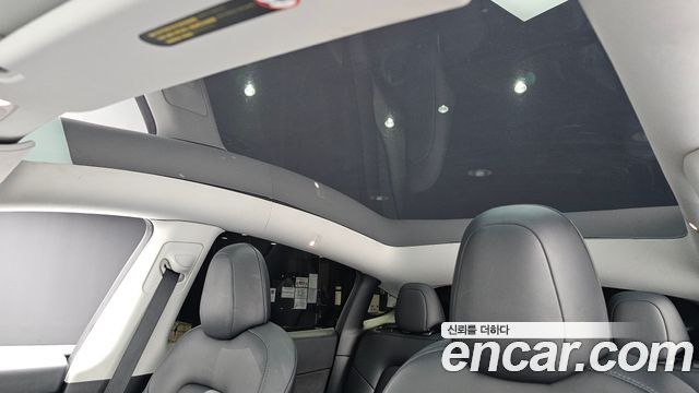 Tesla Model Y 2021 — photo 24