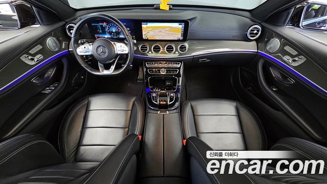 Mercedes-Benz E-Class 2019 — photo 7