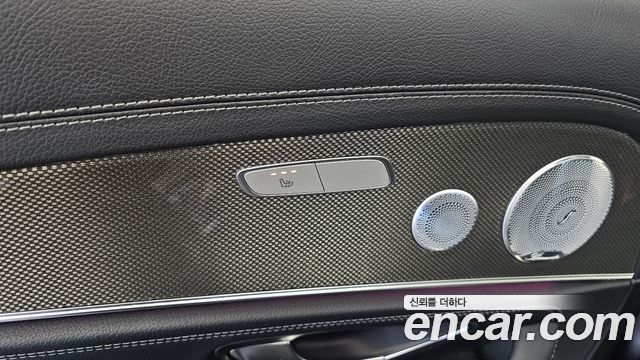 Mercedes-Benz E-Class 2019 — photo 19