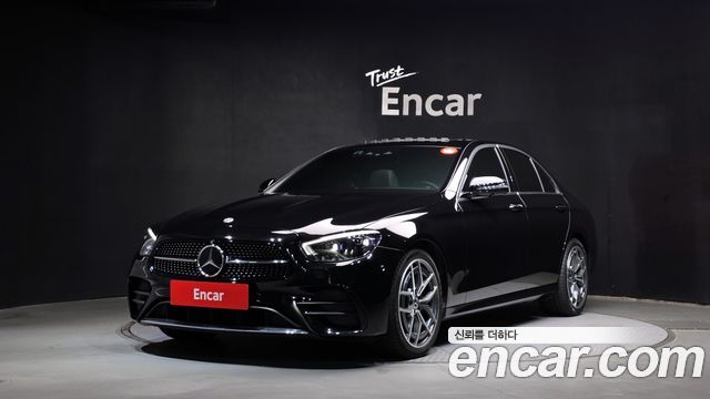 Mercedes-Benz E-Class 2022 — photo 1