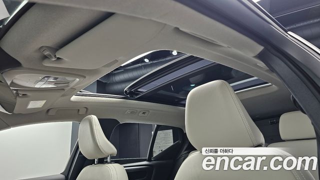 Volvo XC40 2025 — photo 33