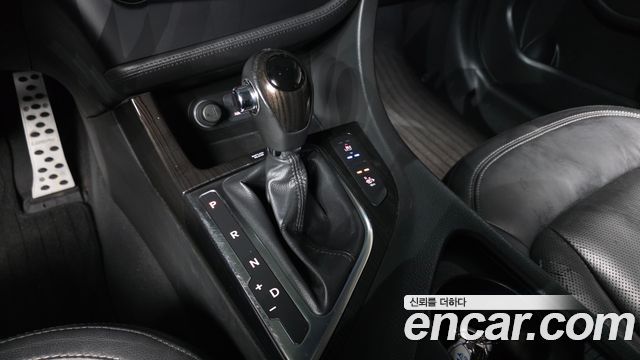Kia K5 2011 — photo 9