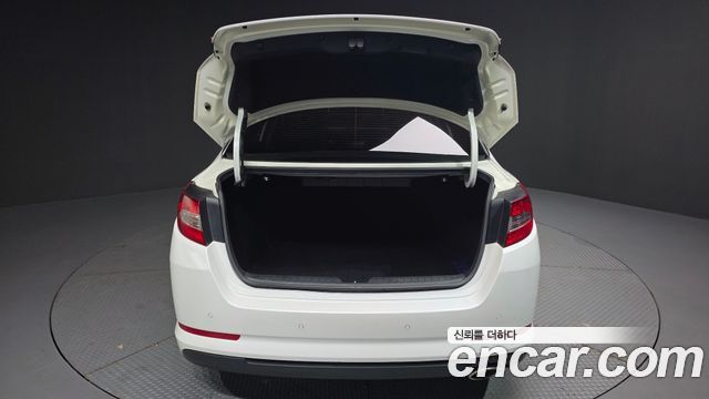 Kia K5 2011 — photo 20