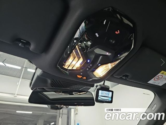 BMW 5-Series 2024 — photo 17