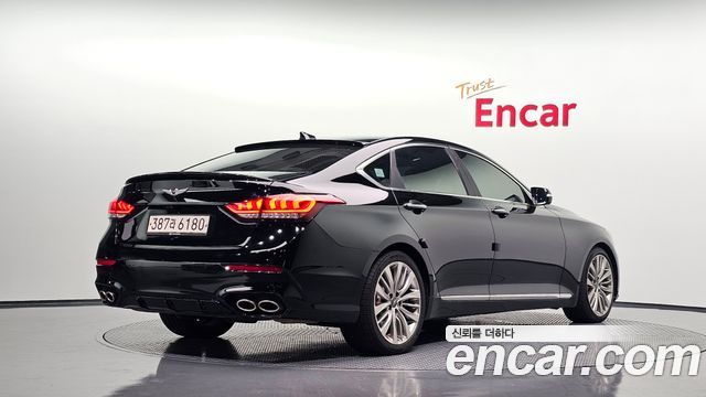 Genesis G80 2017 — photo 2