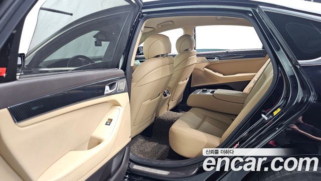 Genesis G80 2017 — photo 17