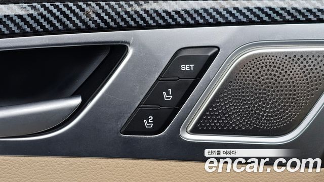 Genesis G80 2017 — photo 21