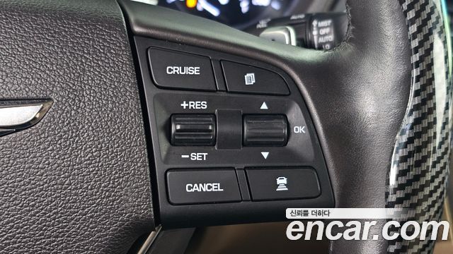 Genesis G80 2017 — photo 25