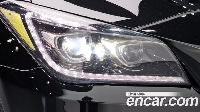 Genesis G80 2017 — photo 8