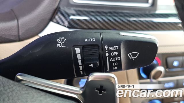 Genesis G80 2017 — photo 27