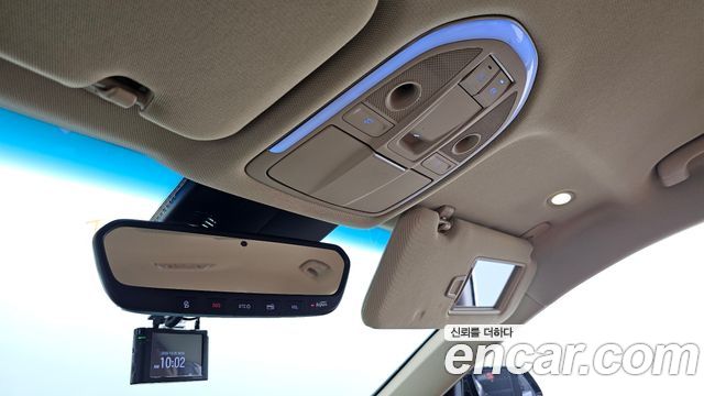 Genesis G80 2017 — photo 33