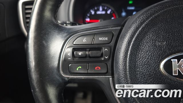 Kia Sportage 2016 — photo 24