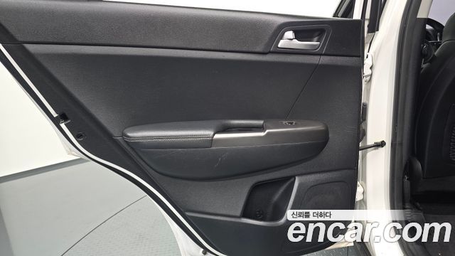 Kia Sportage 2016 — photo 15