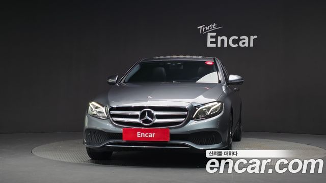 Mercedes-Benz E-Class 2019 — photo 3